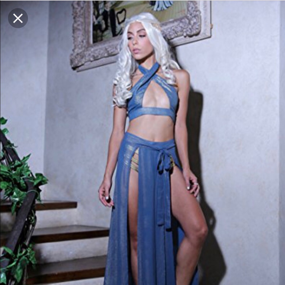 Iheartraves Hydra Top and Maxi skirt